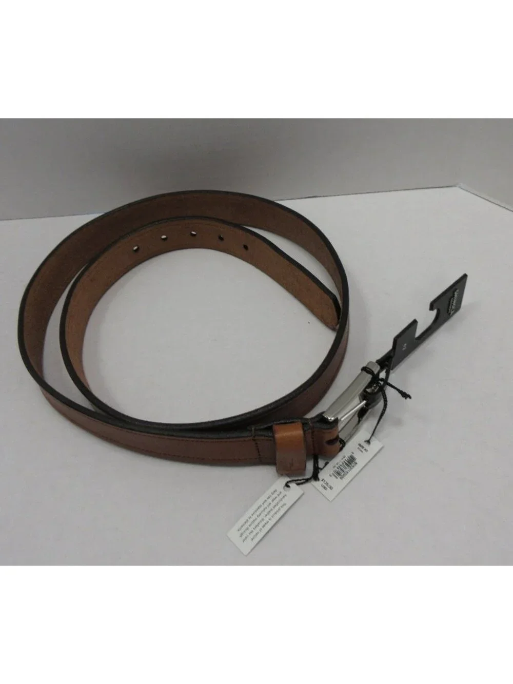 Shinola Detroit Belt 42 Leather Silver Buckle Dress Made in USA NEW